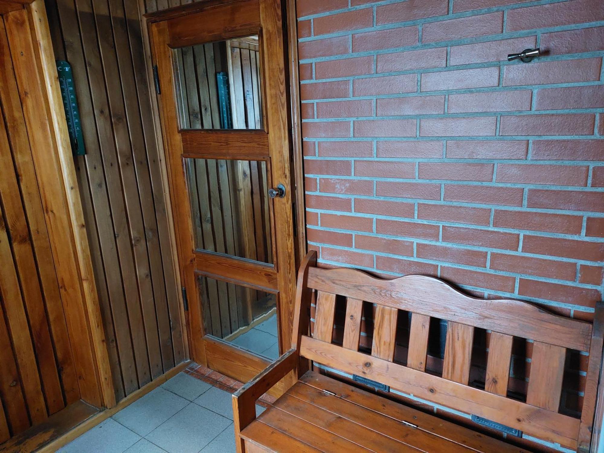 Livonia Matkamaja Hostel Kilingi-Nomme Buitenkant foto