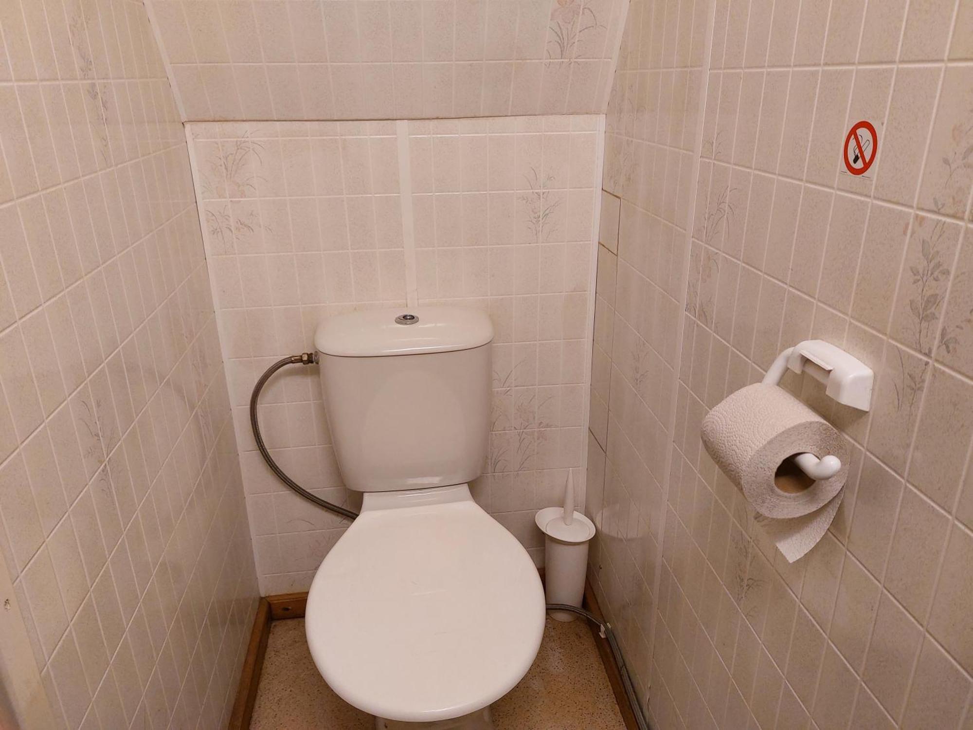 Livonia Matkamaja Hostel Kilingi-Nomme Buitenkant foto