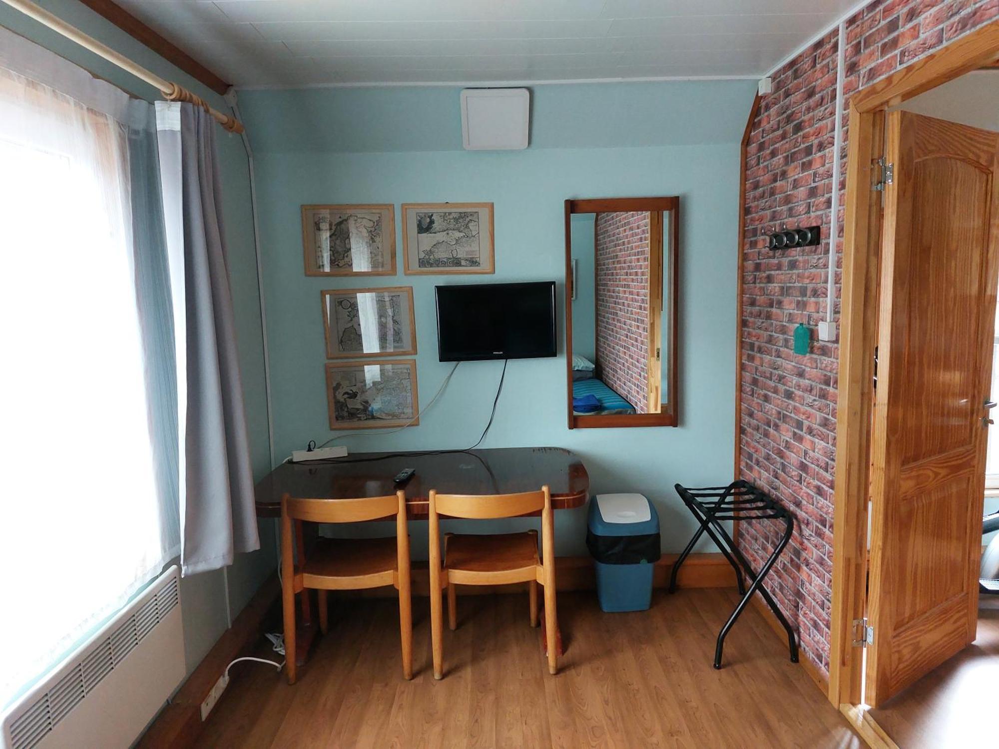 Livonia Matkamaja Hostel Kilingi-Nomme Buitenkant foto